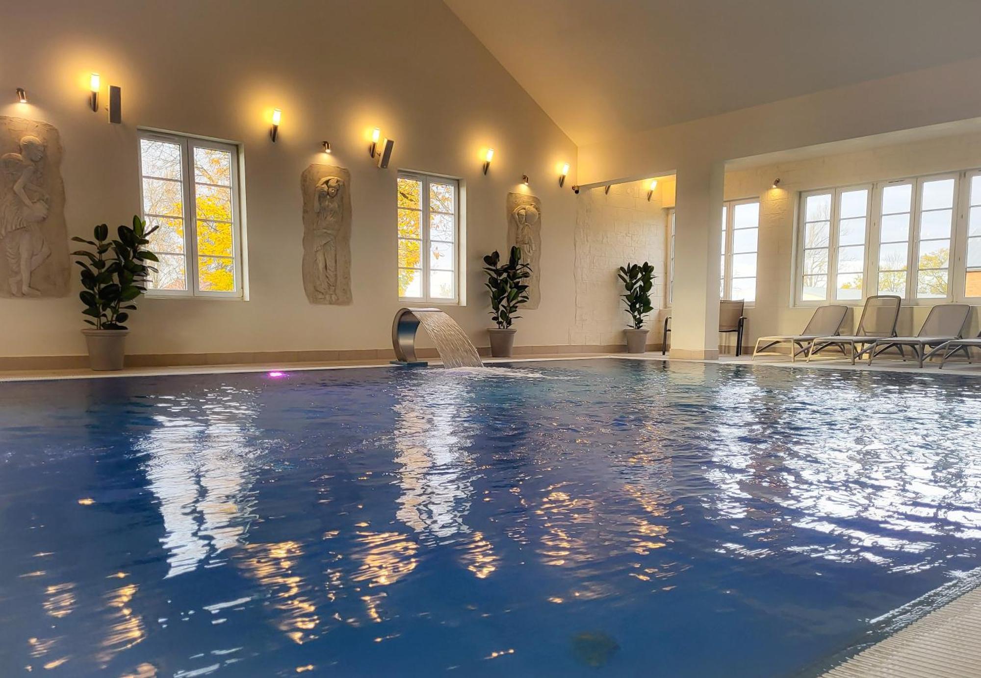 Hotel Sobienie Krolewskie Sobienie Szlacheckie Ngoại thất bức ảnh