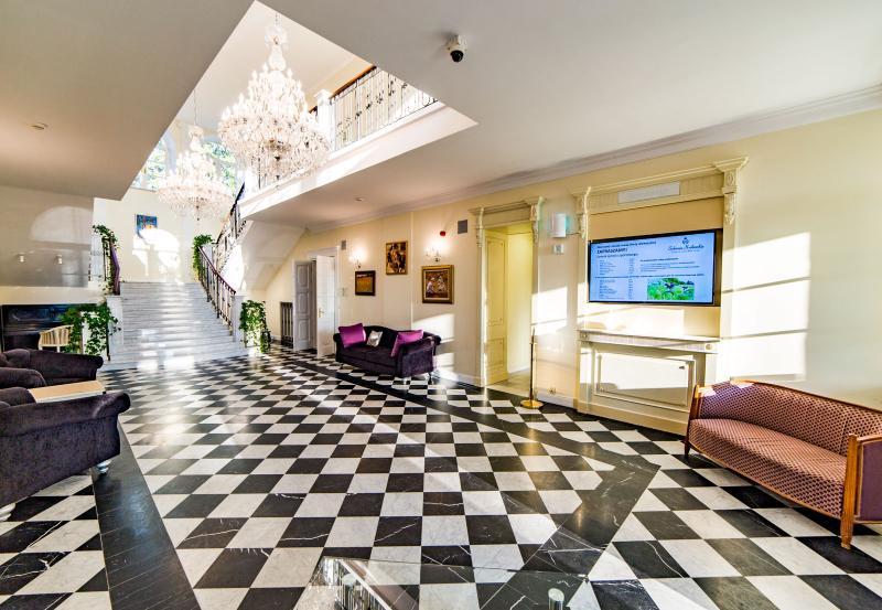 Hotel Sobienie Krolewskie Sobienie Szlacheckie Ngoại thất bức ảnh